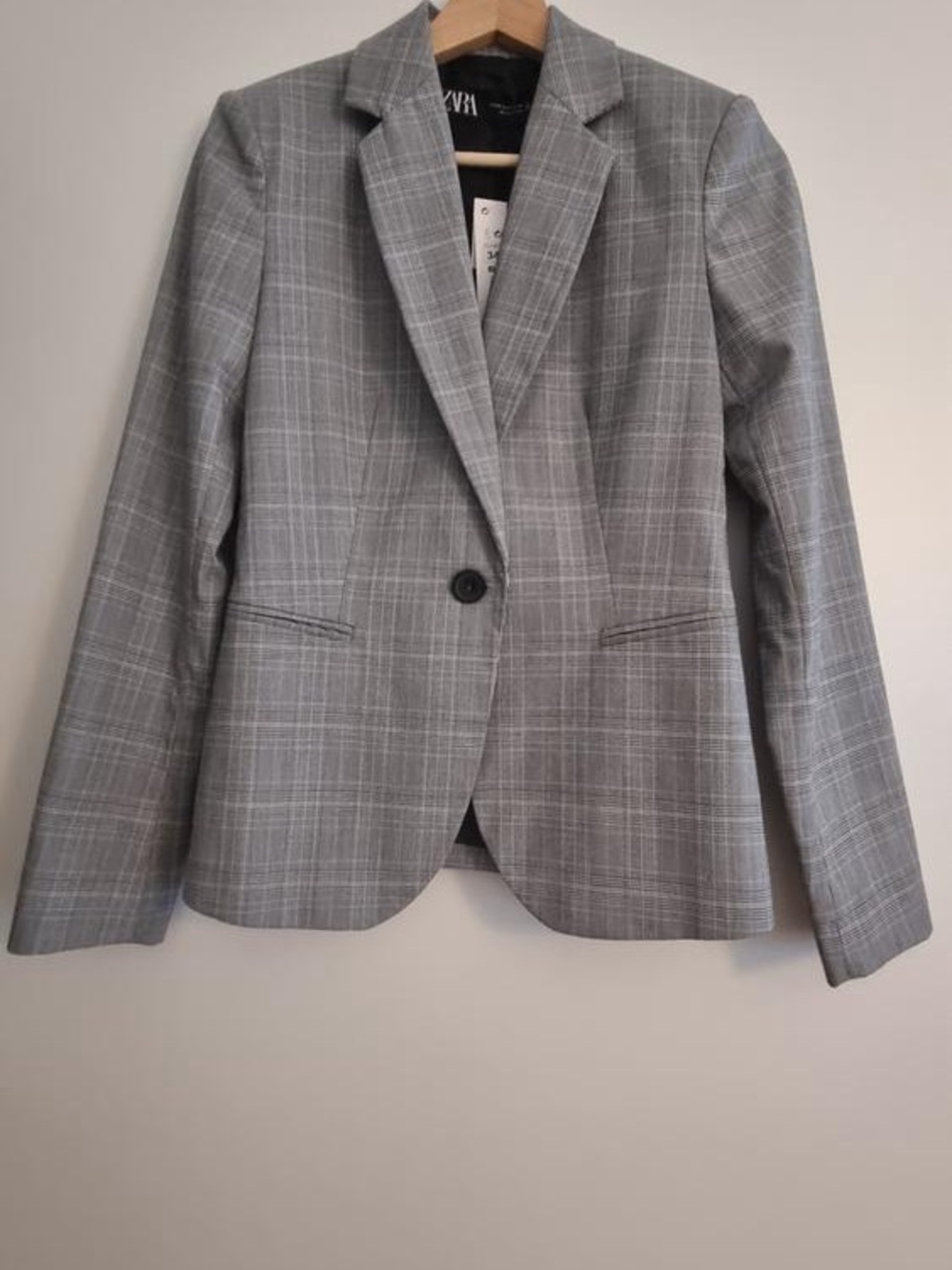 Zara Women’s Gray Plaid Single-Button Blazer size 4